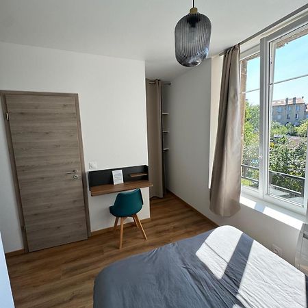 Studio Avec Wc Et Sdb Prives Dans Grande Maison A Cote Du Campus Artem - Thermal Et Parc Des Expos Vandoeuvre-les-Nancy Ngoại thất bức ảnh