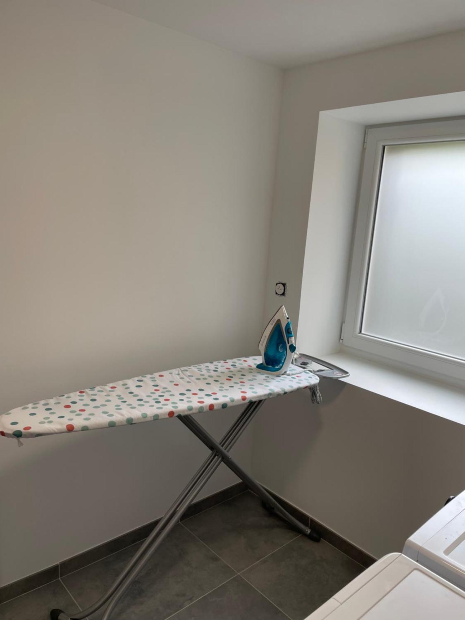 Studio Avec Wc Et Sdb Prives Dans Grande Maison A Cote Du Campus Artem - Thermal Et Parc Des Expos Vandoeuvre-les-Nancy Ngoại thất bức ảnh